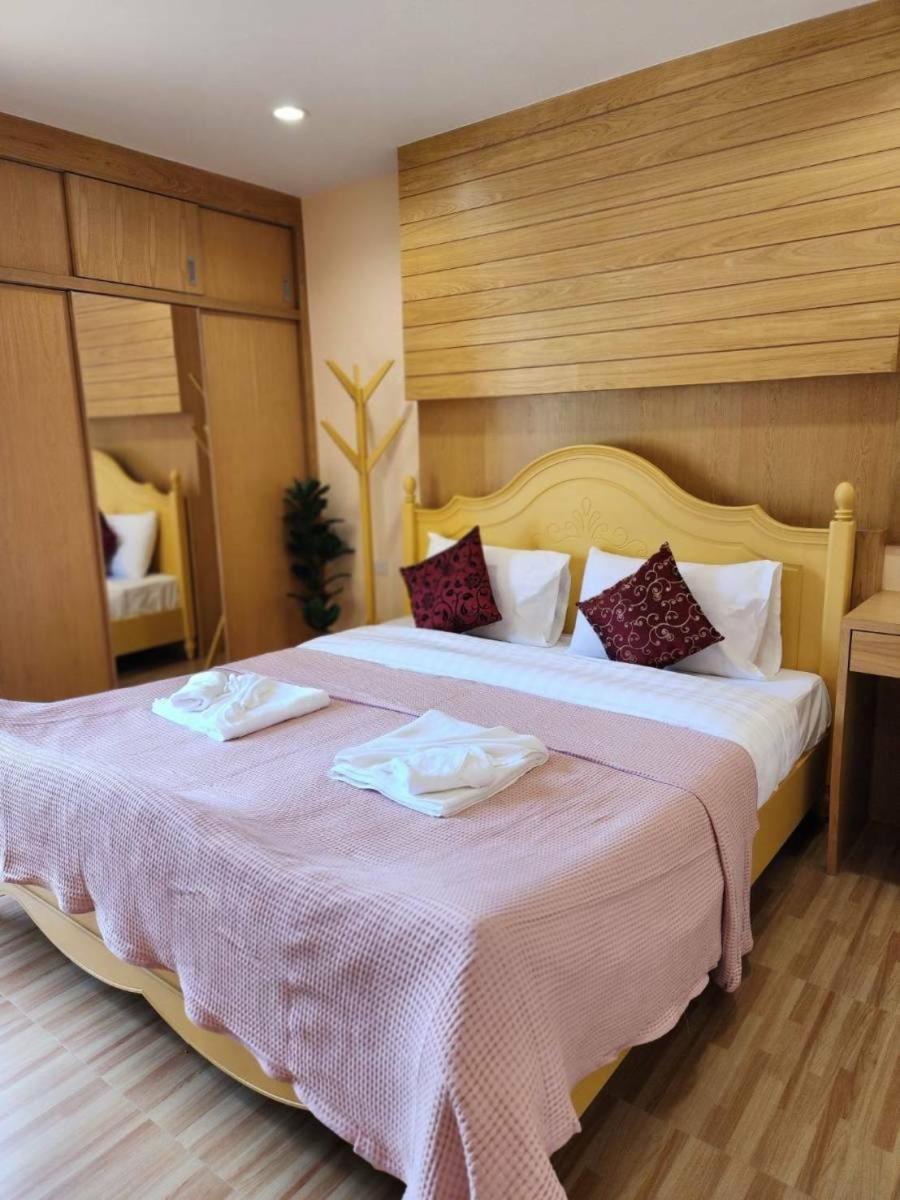 Alaita Hostel Patong 외부 사진