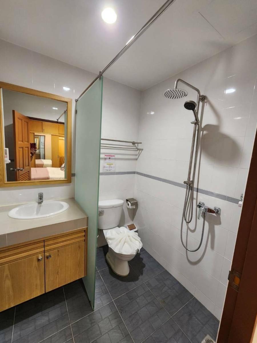 Alaita Hostel Patong 외부 사진